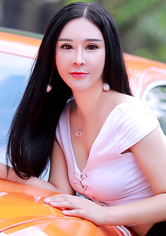 Dating member Jing Jing from Jiaozuo, 22 yo, hair color Brown