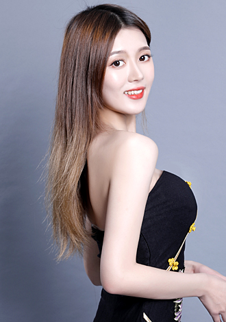 Gorgeous member profiles: attractive member Yuyang(Camille) from Yiyang