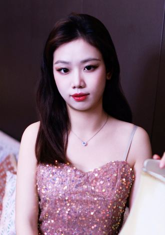 Gorgeous member profiles: East Asian American member Jinxiu from Hangzhou